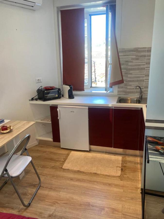 Red Dream Apartment Триест Екстериор снимка