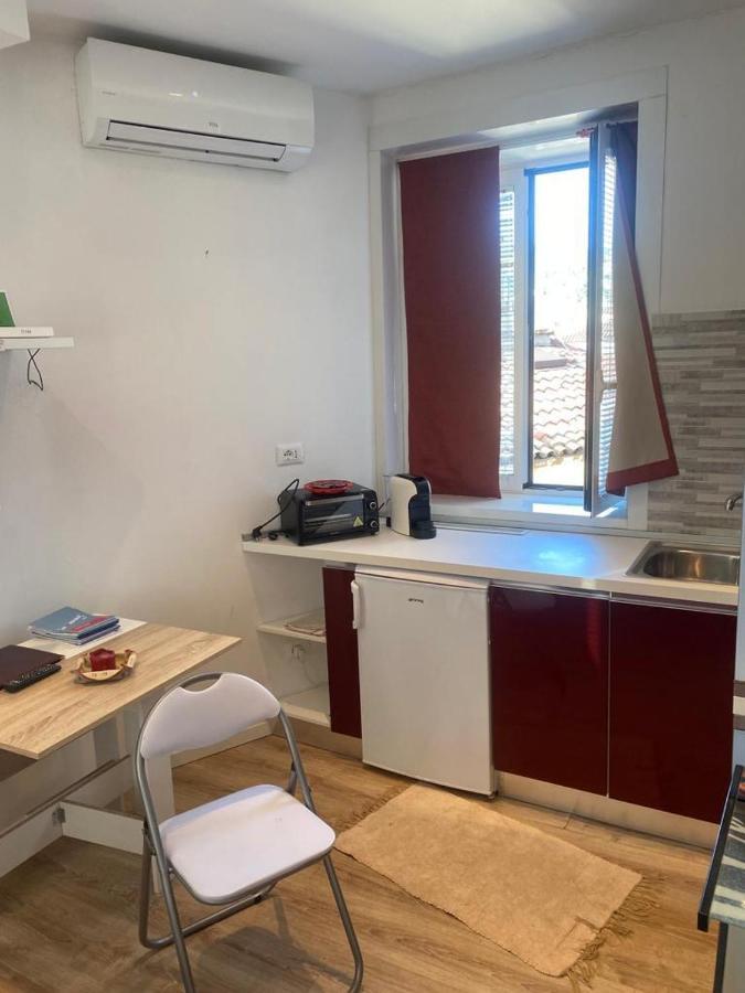 Red Dream Apartment Триест Екстериор снимка